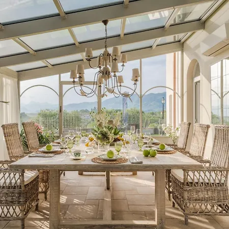 Sunkiss: Luxury With Tuscan Flair * Montecarlo