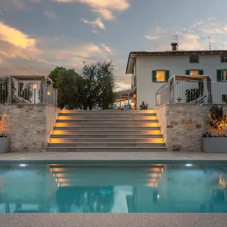 Villa Sunkiss: Luxury With Tuscan Flair Montecarlo