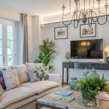 Sunkiss: Luxury With Tuscan Flair Villa *