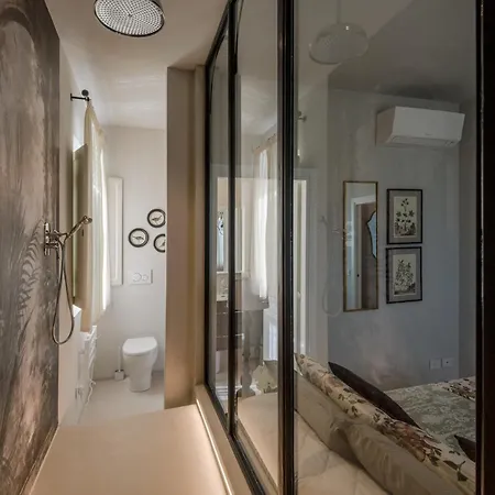 Sunkiss: Luxury With Tuscan Flair *