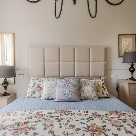 Sunkiss: Luxury With Tuscan Flair Villa *