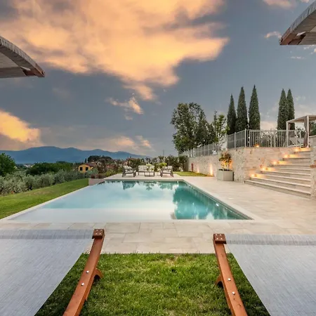 Sunkiss: Luxury With Tuscan Flair Montecarlo